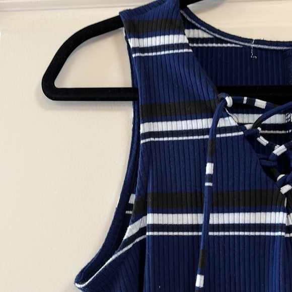 Francesca’s Women’s blue sleeveless dress, size medium. - Picture 3 of 7